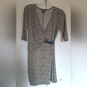 Leopard-print stretchy dress